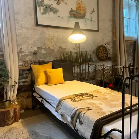 Rustikales Farmhaus Mit Whirlpool 別荘