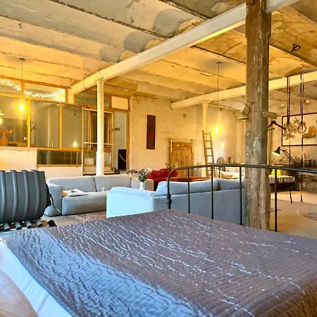 Rustikales Farmhaus Mit Whirlpool 別荘 Gumtow