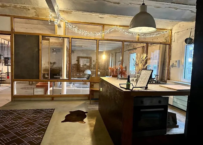 Rustikales Farmhaus Mit Whirlpool Ferienhaus *