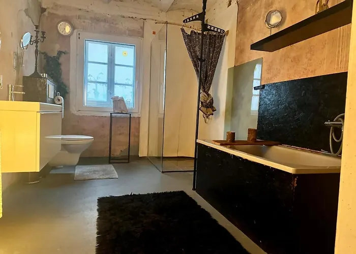 Rustikales Farmhaus Mit Whirlpool